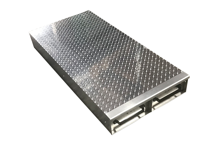 Model B2148 toolbox drawer seen closed.